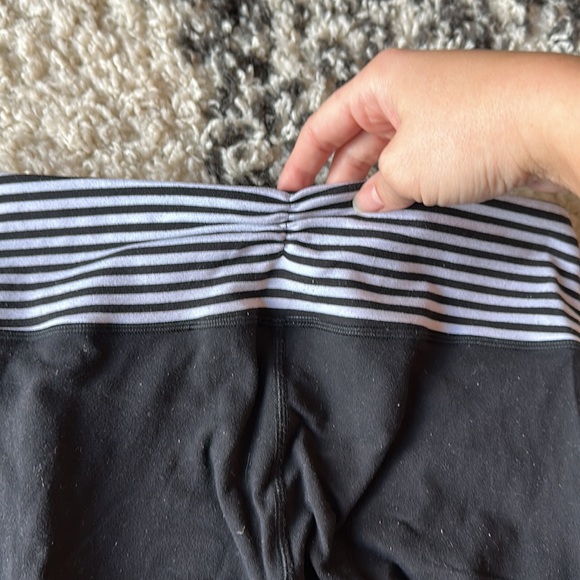 SOLD Lululemon split hem cropped flare leggings - Picture 5 of 7